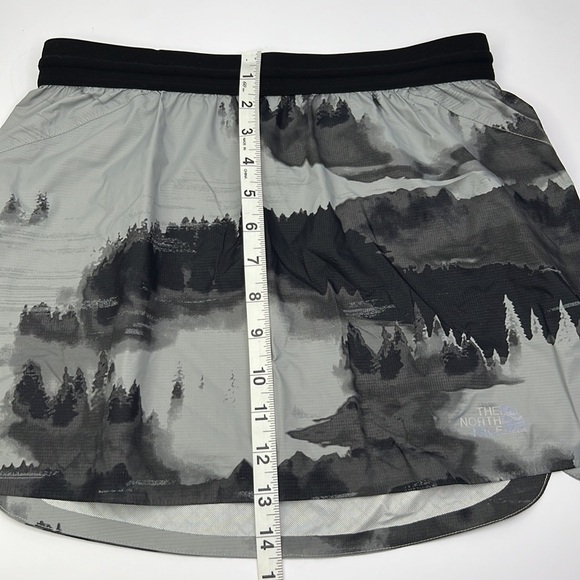 THE NORTH FACE Woman’s Flight Series Trail skirt Black Gray Sz M - Picture 12 of 12